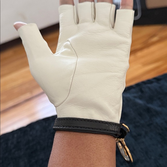 Gucci x adidas leather fingerless gloves - Picture 9 of 10
